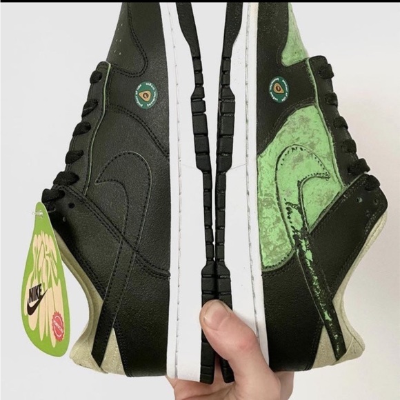 ▪️ NIKE ▪️ DUNK LOW AVOCADO TEAR AWAY - Picture 2 of 2